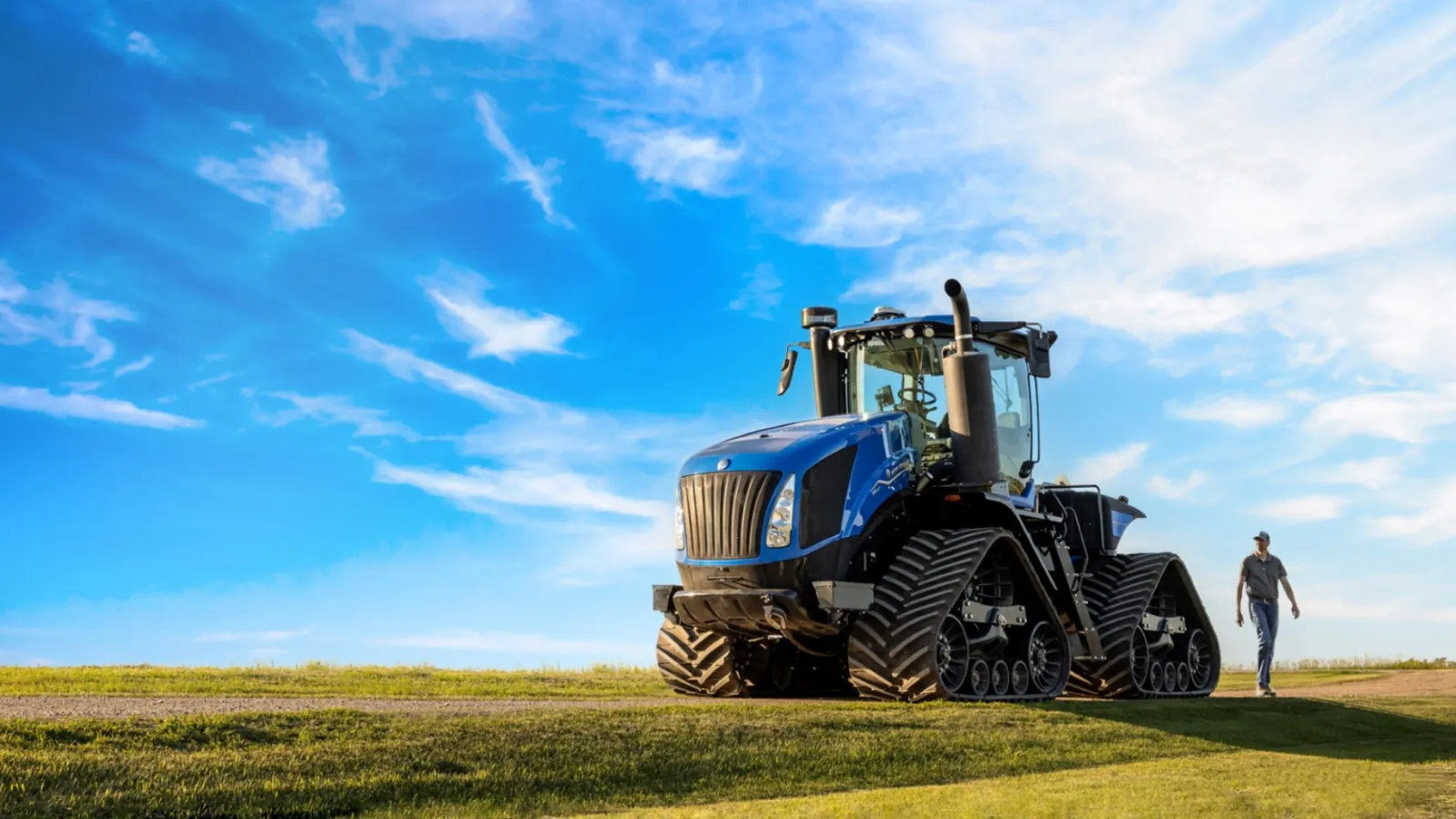 Representative New Holland T9 tractor with SmartTrax